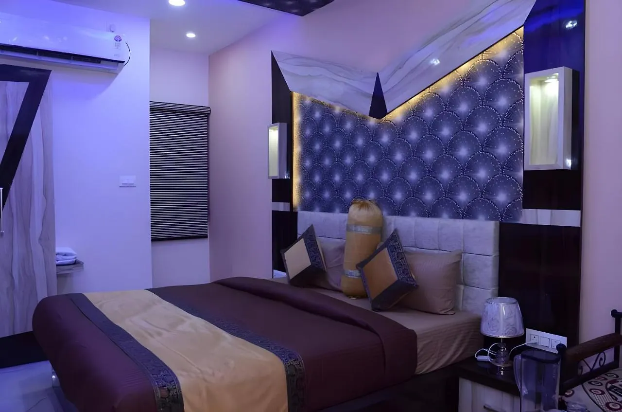 Hotel Singh Residency By Wb Inn Varanasi 3*,  India